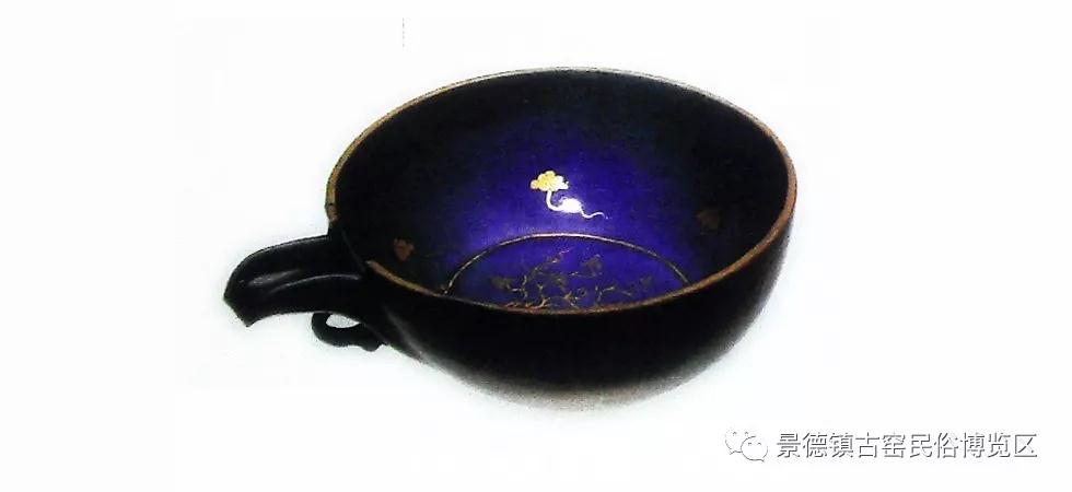 古窑讲堂】吕成龙：《明清官窑瓷器》（五十七）祭蓝釉：晶莹沉静之美